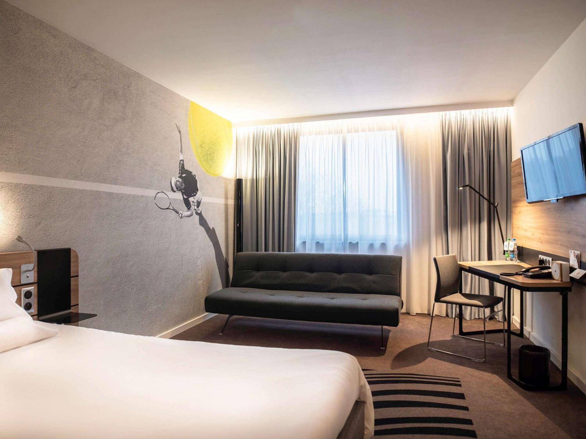 โนโวเทล คราคูฟ เซนทรุม Hotel ภายนอก รูปภาพ